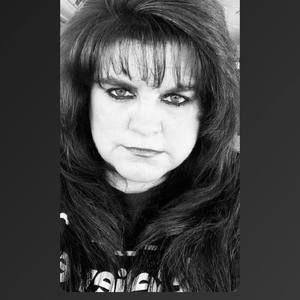 Meet your Posher, Teresa